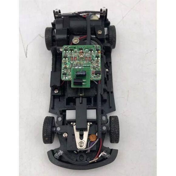 Omega 1998 Chevrolet Corvette RC Car with Infrared Remote Watch - Picture 3 of 9